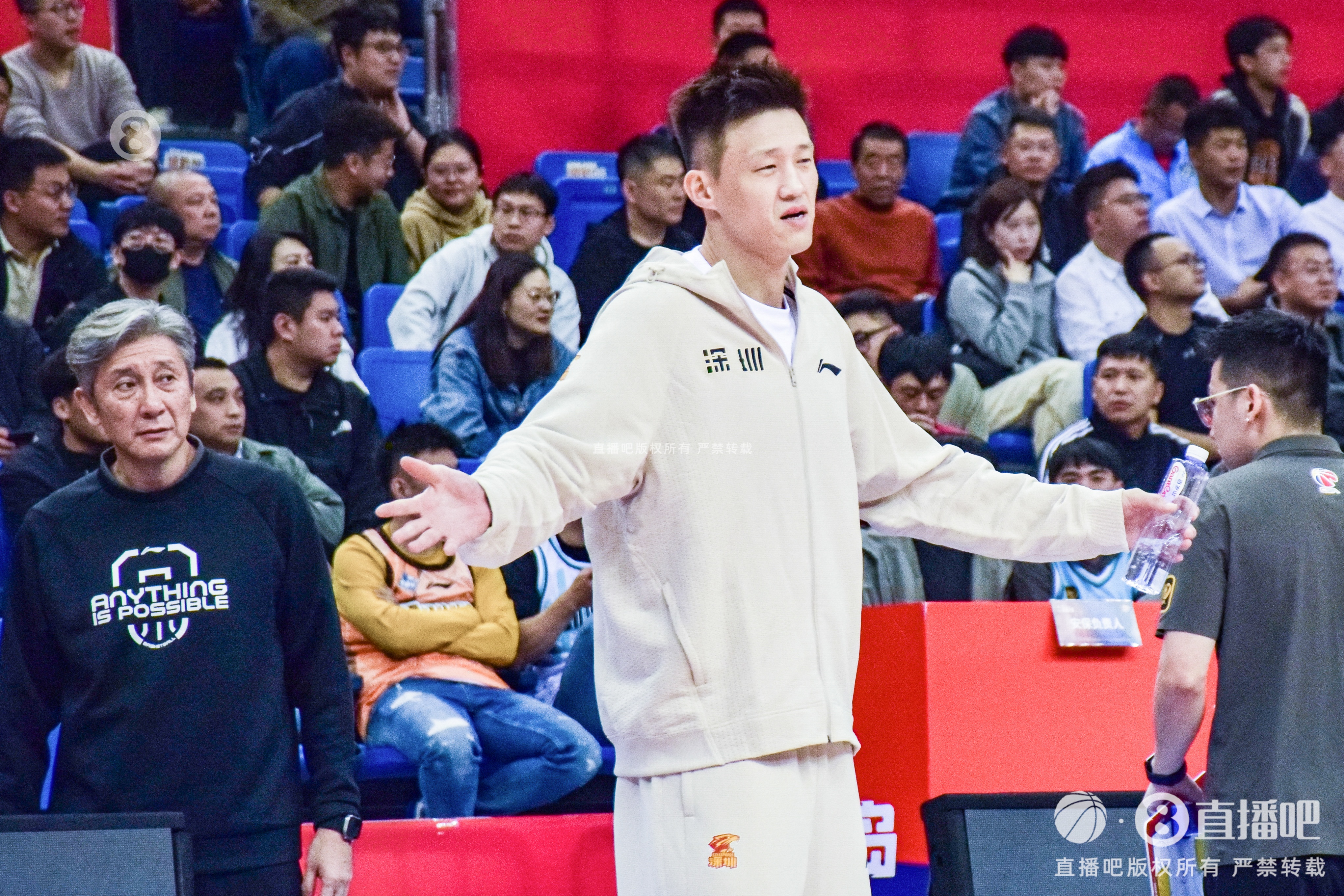 無緣季后賽！周鵬&威姆斯受傷病影響未隨隊出征客場 留在深圳養(yǎng)傷